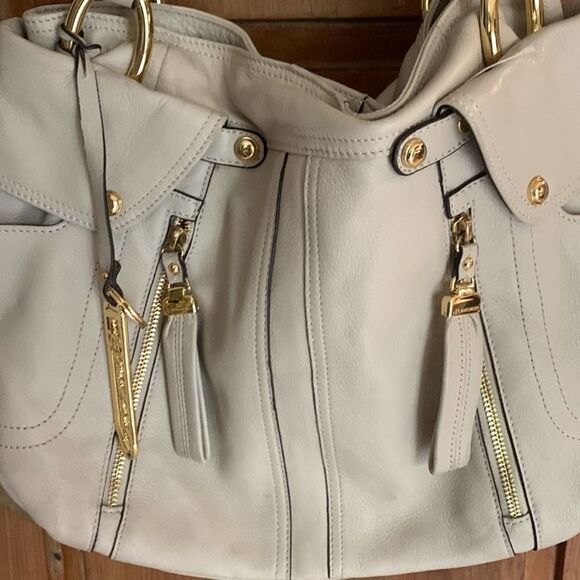 B Makowsky cream leather hobo shoulder bag - Picture 3 of 10